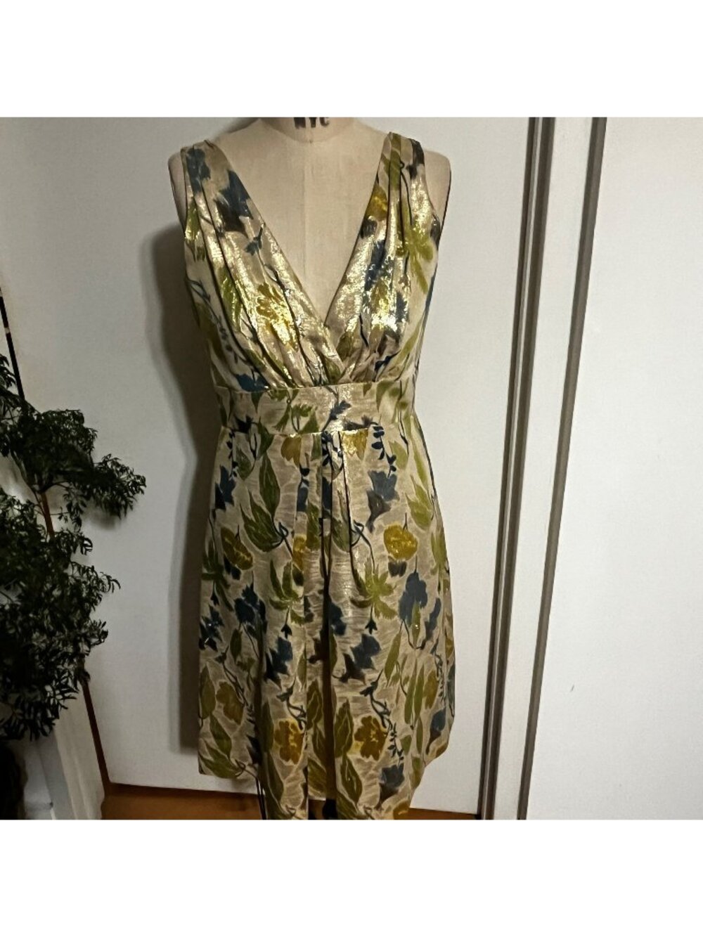 Vintage‎ KALINKA for BERGDORF GOODMAN Silk Blend Metallic Cocktail/Holiday Dress